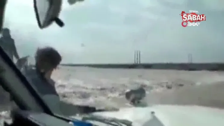 İran'da sel tehdidine karşı 3 köy boşaltıldı | Video