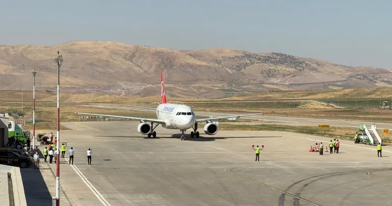 Siirt Havalimanı yeniden açıldı