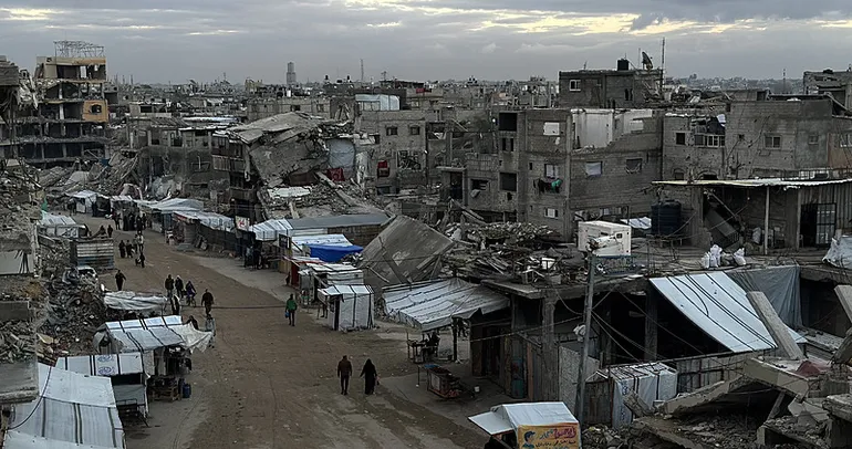 Son 24 saatte 12 Gazzelinin naaşına ulaşıldı