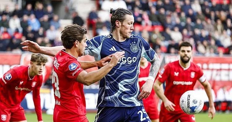 Ajax geriden gelip kazandı