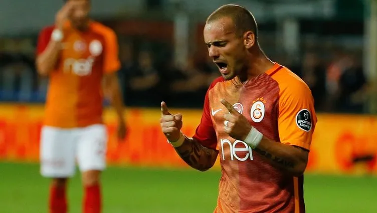 Galatasaray’da Östersunds maçı sonrası Sneijder kararı!