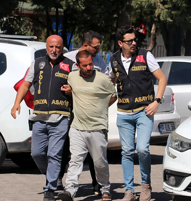 antalyadaki-cinayette-pes-dedirten-savunma-hayirdir-birader-bir-sey-mi-var-1742460648253.jpeg