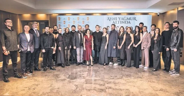 Atv’nin yeni dizisi ’Aynı Yağmur Altında’yı tüm ekip birlikte izledi