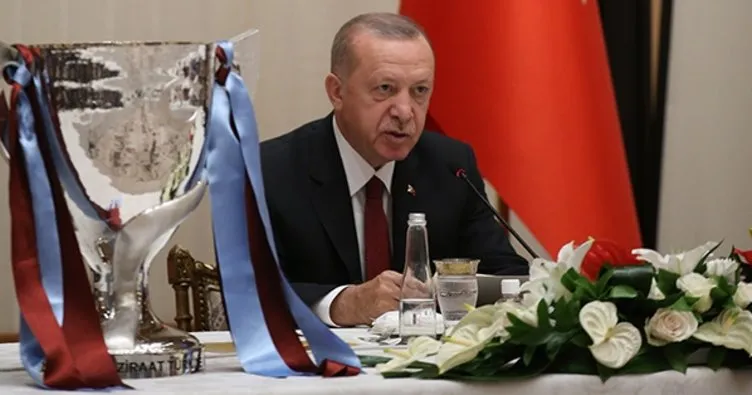 Başkan Recep Tayyip Erdoğan Trabzonspor Yönetimini ve futbolcularını kabul etti