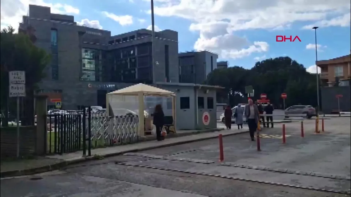 İstanbul Kartal Bölge Adliye Mahkemesi’nde savcı hakimi silahla vurdu |Video videosunu izle İstanbul Kartal Bölge Adliye Mahkemesi’nde savcı hakimi silahla vurdu |Video videosunu izle
