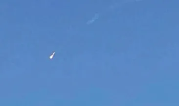 Son dakika haberi: SU-24 savaş uçağı İdlib’de böyle düşürüldü! Saniye saniye kameraya yansıdı