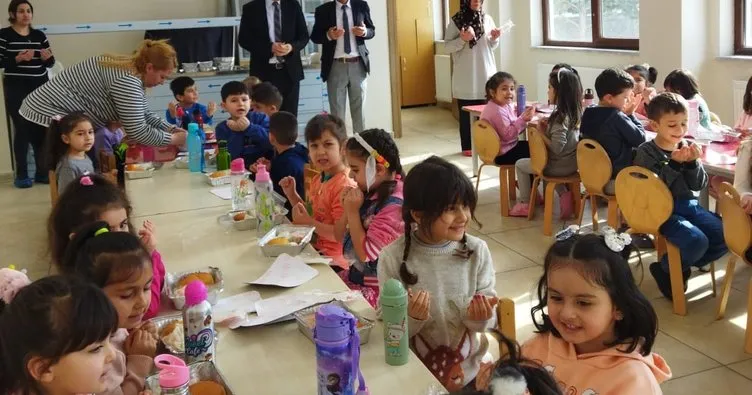 Ardahan’da bin 829 okul öncesi öğrenciye ücretsiz yemek