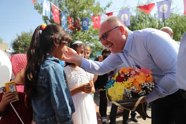 sivas-belediyesinden-kur-an-kursu-ogrencilerine-mezuniyet-toreni-1661344366971.jpeg