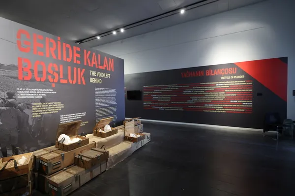 world-decolonization-forum-insanligin-yuku-dekolonizasyonun-bugunu-sergisi-ile-basladi-1778486007671.jpg