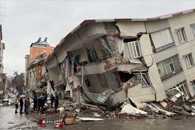 SON DEPREMLER 27 ŞUBAT LİSTESİ | Kandilli ve AFAD son depremler sorgulama ile az önce deprem mi oldu, nerede ve kaç şiddetinde?