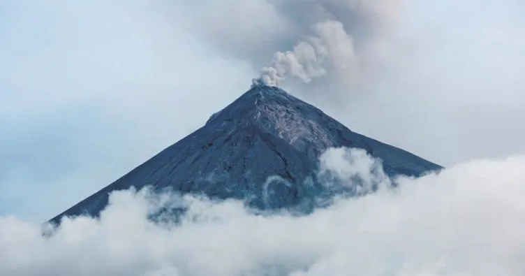 Fuego Yanardağı yine faaliyete geçti