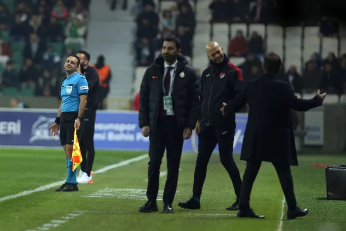 son-dakika-haberi-okan-buruktan-mac-sonu-transfer-sozleri-2-ayriligin-sinyallerini-verdi-1674935901971.jpg