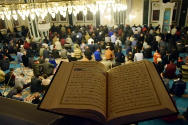 Mevlit Kandili'nde camiler doldu taştı