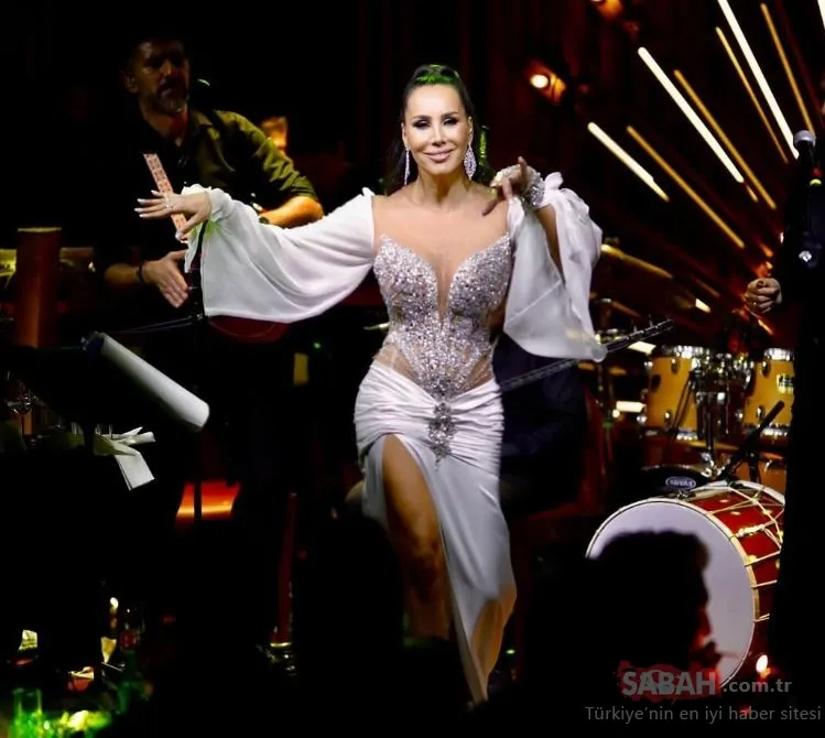 Dansöz Asena aşka geldi! Eşiyle paylaşım yaptı: Kusursuz yol arkadaşım!