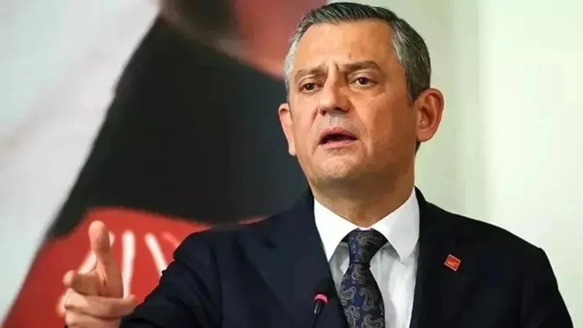 Özgür Özel ve Murat Emir’in bir iftirası daha ellerinde patladı! Davayı kazanan Gürlek tazminatı AFAD’a bağışladı Özgür Özel ve Murat Emir’in bir iftirası daha ellerinde patladı! Davayı kazanan Gürlek tazminatı AFAD’a bağışladı