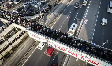 Metrobüs çilesi tam yol