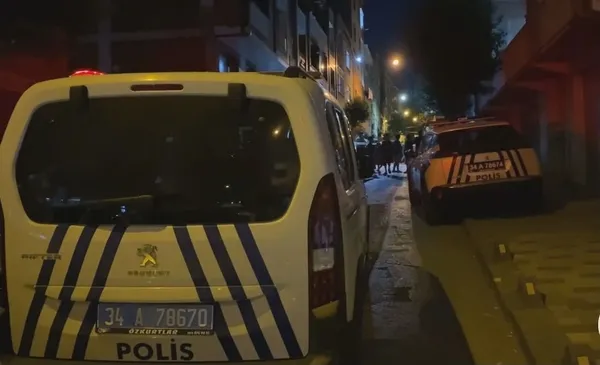 esenlerde-evde-cikan-tartisma-kanli-bitti-birlikte-yasadigi-kadin-ve-oglunu-vurdu-1788851420689.jpg
