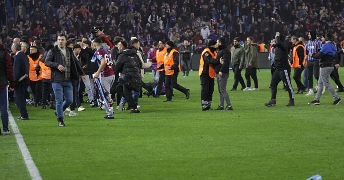 Son dakika haberi: Olaylı Trabzonspor - Fenerbahçe maçı! Bakan Yerlikaya duyurdu: 12 gözaltı