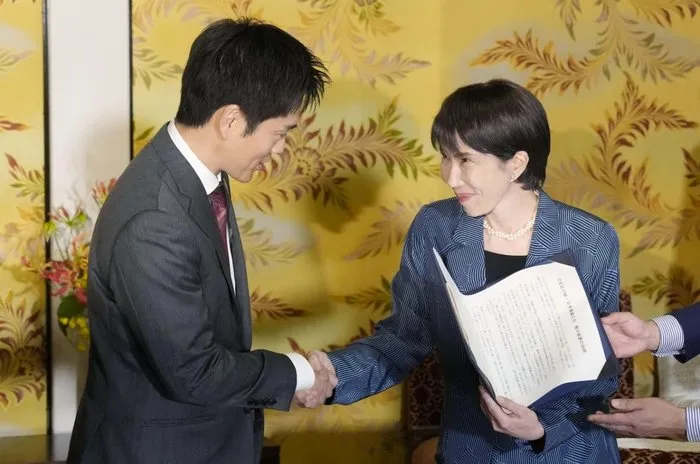 Japonya’da yeni dönem: Ülkenin ilk kadın başbakanı seçildi