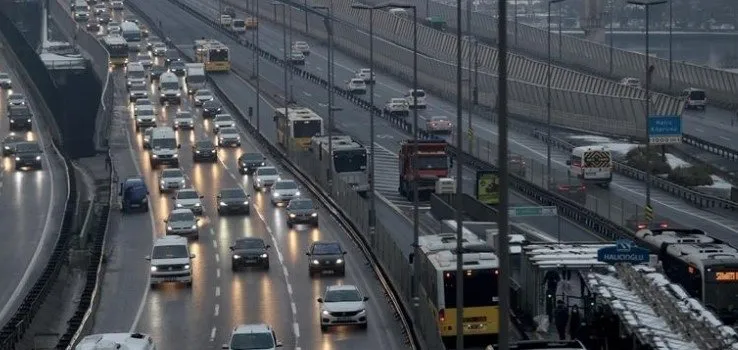 SON DAKİKA: EGM’den trafik cezaları ve milyonlarca sürücüyü ilgilendiren YENİ KARAR!