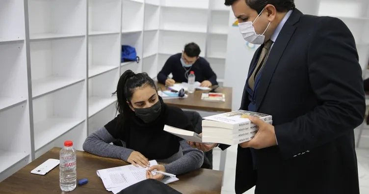 Gençlere, Mehmet Akif Ersoy kitabı - Yaşam Haberleri