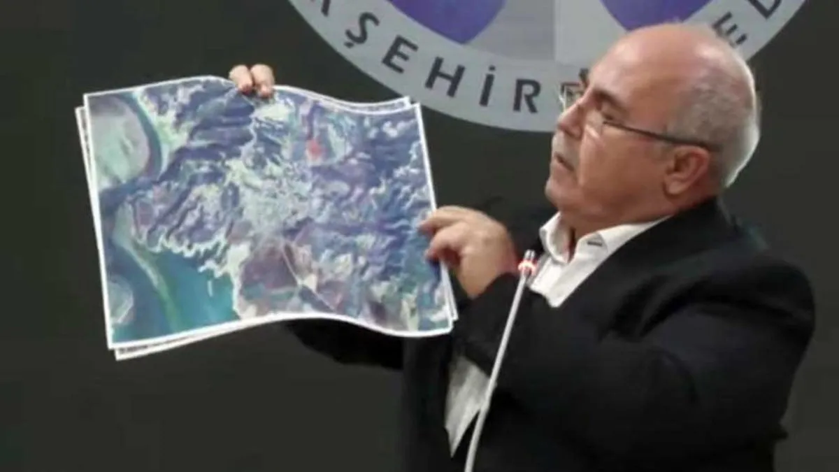 CHP’li meclis üyeleri tarım arazisini konut arazisine çevirdi! CHP’li meclis üyeleri tarım arazisini konut arazisine çevirdi!