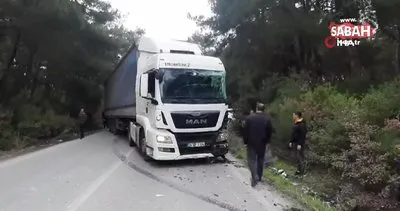İzmir’de yolcuların olduğu belediye otobüsüne TIR çarptı: 1 ölü, 4 yaralı | Video