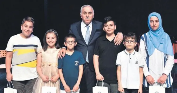 Fatih Bilgi Evleri’nde yıl sonu coşkusu