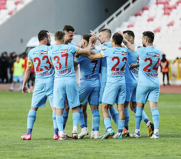 ziraat-turkiye-kupasi-finali-bugun-oynaniyor-kayserispor-ile-sivasspor-kupa-icin-mucadele-edecek-1653552345708.jpg