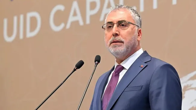bakhan-isikhandan-onemli-aciklamalar-belediyelerin-borcu-196-milyar-tl-1745692476942.jpeg Bakhan Işıkhan'dan önemli açıklamalar: