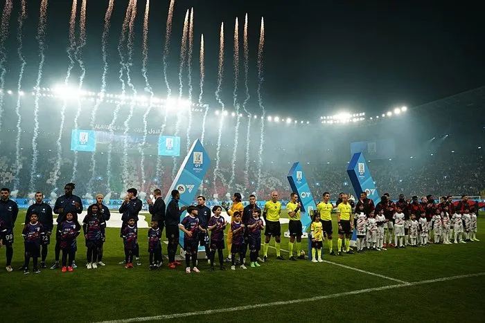 italya-super-kupasinda-muhtesem-son-milan-geriden-gelerek-interi-maglup-etti-1736202409735.jpeg