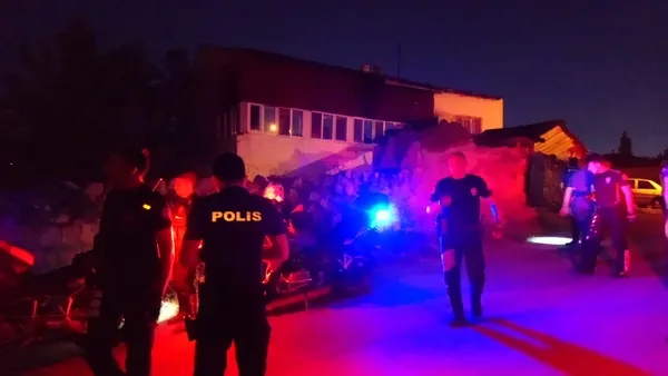 Son dakika: Kayseri''de dehşet! Ünlü sanatçı Metin Işık kurşun yağdırdı -