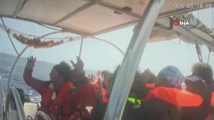 İsrail Sumud Filosu'na saldırdı | Video