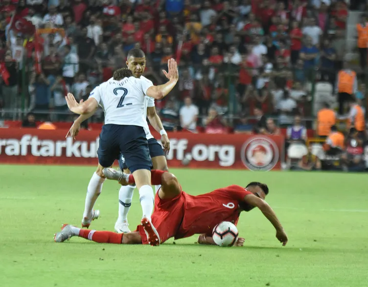 Türkiye - Fransa maçı Avrupa'da böyle yankılandı