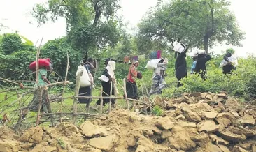 Bangladeş dünya ile bağlarını da kopardı