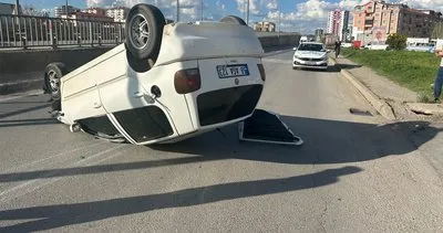 Sivas’ta otomobil devrildi! 3 yaralı #sivas