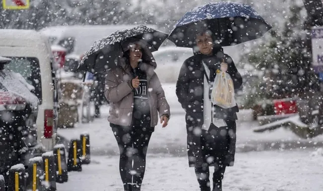 son-dakika-meteorolojiden-kritik-uyari-turkiyede-pazar-gunu-firtina-hangi-illerde-kar-ve-kuvvetli-yagis-beklen-1764490192864.jpg (1088×642)