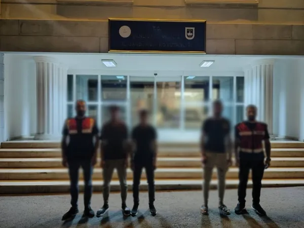 sanliurfada-gocmen-kacakciligi-operasyonu-9-organizator-hakkinda-islem-1791479973218.jpg