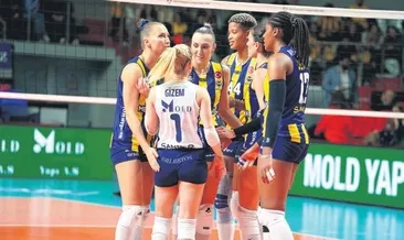 F.Bahçe Voleybolda tam gaz