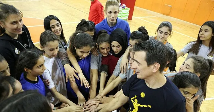 Bahar Toksoy Guidetti, kız çocuklarının hayallerine ışık tutuyor