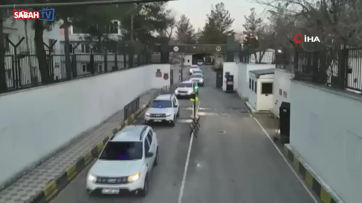 JASAT ekipleri Sur’da işlenen cinayeti sigara izmaritindeki DNA ile aydınlattı | Video videosunu izle JASAT ekipleri Sur’da işlenen cinayeti sigara izmaritindeki DNA ile aydınlattı | Video videosunu izle