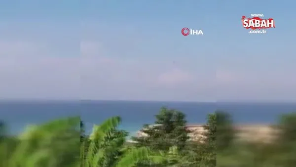 Rüzgara kapılan Türk paraşütçü Lübnan sahiline iniş yaptı | Video