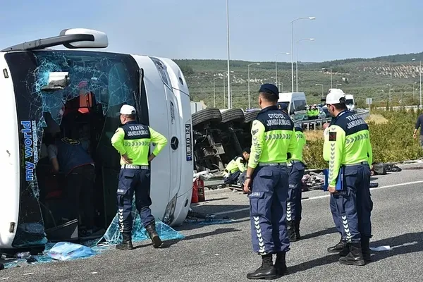 son-dakika-manisadaki-otobus-faciasinda-bursada-11-eve-ates-dustu-1791791345150.jpeg