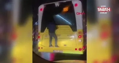 İETT otobüsünün arkasında tehlikeli ’örümcek adam’ yolculuğu! | Video