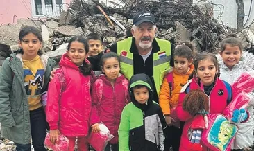 Bayramda hataylı çocukları sevindirdi