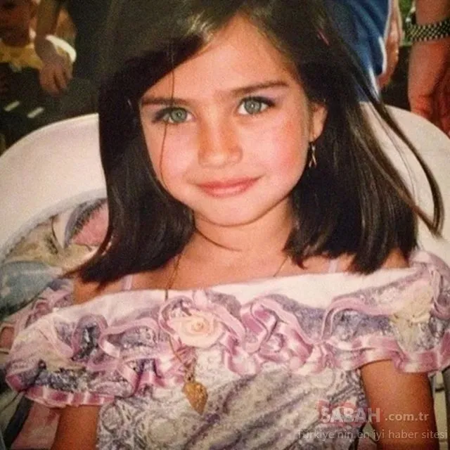 Çocukluk halini gören inanamıyor! Bu minik kız şimdi Türkiye’nin en başarılı oyuncularından...