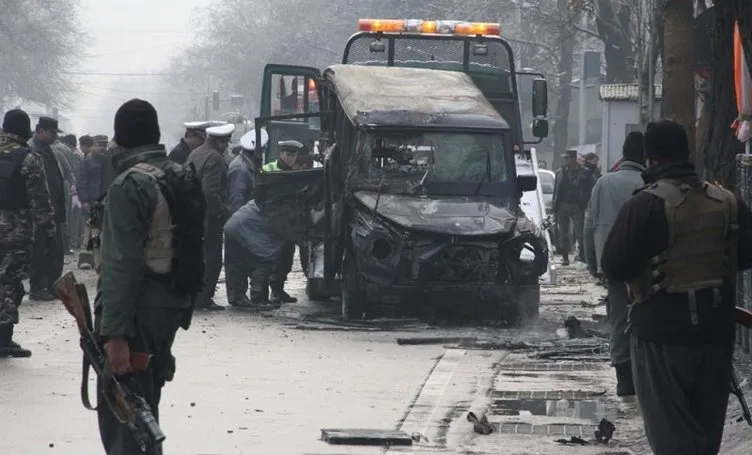 Afganistan’da bombalı saldırı