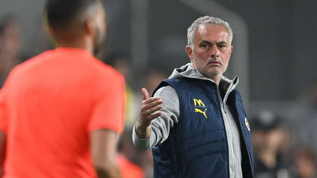 Jose Mourinho yıldız isimden vazgeçti! Fenerbahçe’de ayrılık yükleniyor
