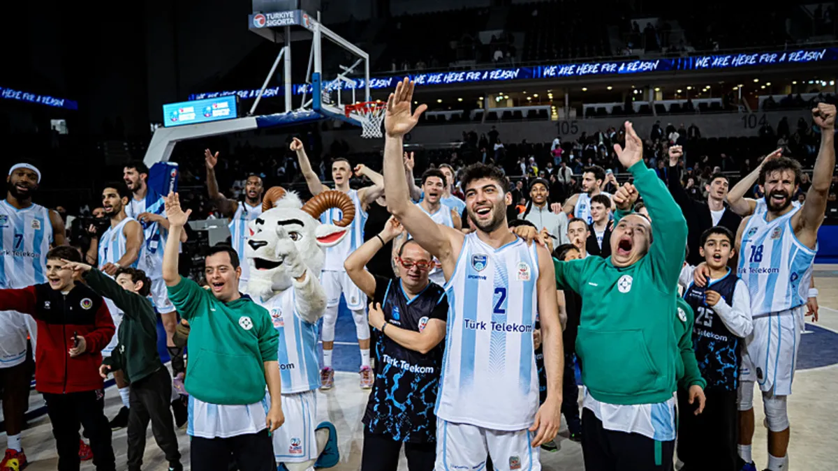 Türk Telekom, Türkiye Sigorta Basketbol Süper Ligi’nde Anadolu Efes’e konuk olacak Türk Telekom, Türkiye Sigorta Basketbol Süper Ligi’nde Anadolu Efes’e konuk olacak
