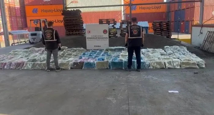 istanbulda-uyusturucu-operasyonu-279-kg-uyusturucu-madde-ele-gecirildi-1747908734695.jpg